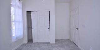 21017 W Glen Street Gallery 4