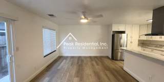 Great 4 Bd/2.5Ba Duplex with 1 Car Garage! Gallery 7