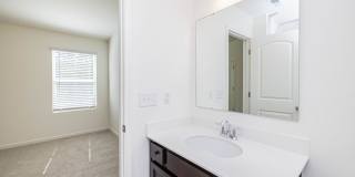 BEAUTIFUL 2 Bedroom Townhome in Mooresville APRIL MOVE IN SPECIAL Gallery 18