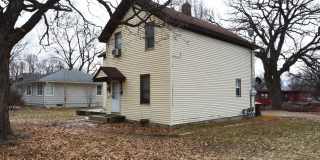 Spacious 3-Bed 1-Bath Unit in Hastings - Available Now! Gallery 1