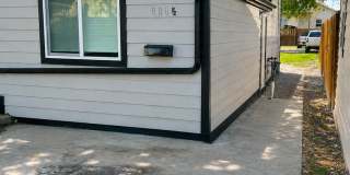 Charming 1-Bedroom, 1-Bath House Fully Furnished- All Utilites Included Gallery 10