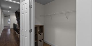 402 E FORT Avenue Gallery 22