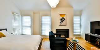 Downtown HB Furnished Flexible Term Rental Gallery 17