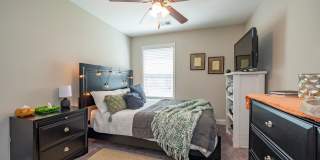 Rare Lake Murray rental located in Lexington! Fully Furnished 6 month lease Gallery 26