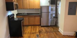 2010 Rosewood Ave Gallery 20