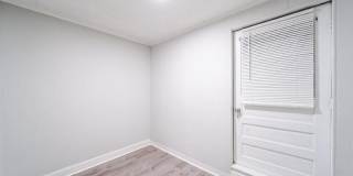 139 North Pine Avenue Gallery 29