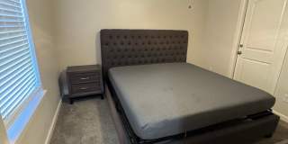 Furnished 3 bedroom, 2.5 bathroom, 2 car garage Gallery 32
