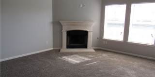 Spacious 4/2.5/2 two story home! Gallery 1