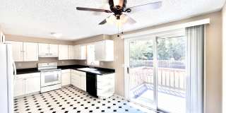 Large 3 Bedroom, 2 Bathroom Home With Attached 2 Car Garage in the Thompson Valley School District in Loveland, CO Large 3 Bedroom, 2 Bathroom Home With Attached 2 Car Garage in the Thompson Valley School District in Loveland, CO Gallery 1