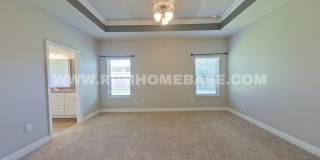 Spacious 4BR/2BA in Redstone Commons – Community Pool, Playground and Dog Park! Gallery 12