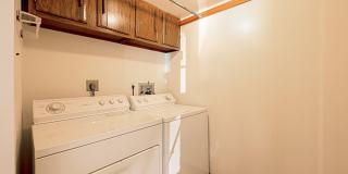 9728 KINGSBRIDGE Drive Gallery 10
