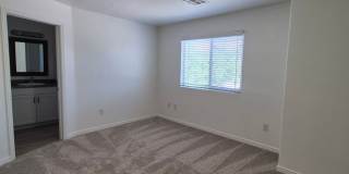 Remodeled 3 Bed / 2.5 Bath Townhome in Great Location Gallery 50