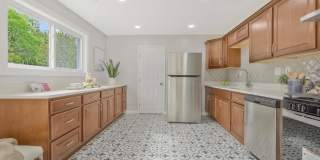 4249 BERRITT Street Gallery 18