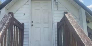 Etowah 37331 - 1 bedroom 1 bath apartment - Contact Lisa Vineyard 865-216-9334 Gallery 1