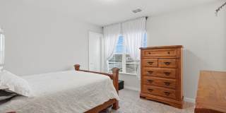 827 laurel Gallery 24