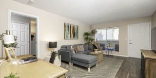 Axiom Tustin Gallery 21