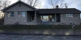 Charming 3 Bed 2 Bath Home! *2027* Gallery 23