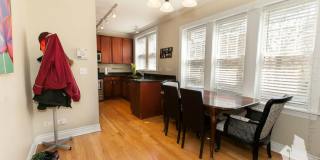 4865 North Hermitage Avenue Gallery 3