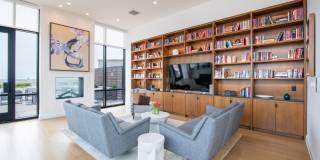 Oriana Oriana Gallery 6