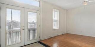 210 N Locust Street Gallery 17