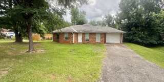 3-bed/2-bath with garage! Gallery 1