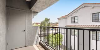 Mandarina Apartment Homes Gallery 3