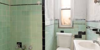 MANDERSON 17701 - R - BOSTON EDISON TOWERS LLC - 17701 MANDERSON DETROIT, MI 48230 Gallery 67