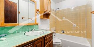 Single Family Home with 1 Car Garage and Central Air! Gallery 20