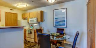 Lake Forest Apartments Gallery 1