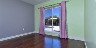 4347 Coronet Drive Gallery 15