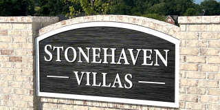 TOWNHOME ON WEST SIDE NEAR FIVE OAKS GOLF COURSE! Gallery 1