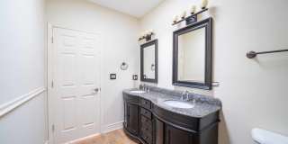 3123 W Washington Boulevard Gallery 20