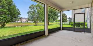 Large 4 bedroom home in Oakleaf Gallery 40