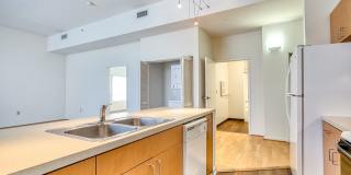 Metro on Granby Apartments Gallery 49