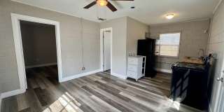 2405 BULLINGTON STREET Gallery 1