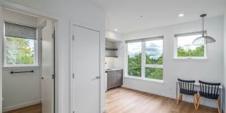 4751 21st Avenue NE Gallery 19