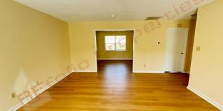 Stunning 3 Bedroom, 2 Bathroom Home in Forestwood Subdivision in Durham - Available Now! Gallery 9