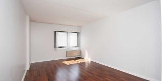 555 Gorge Road Gallery 10