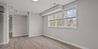 Experience Modern Living: Newly Renovated 1 Bed, 1 Bath Apartment Coming Soon! Gallery 31