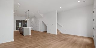 1105 Southwest 11th Street Gallery 38