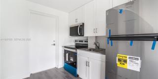 1165 NW 8th Ave Gallery 2