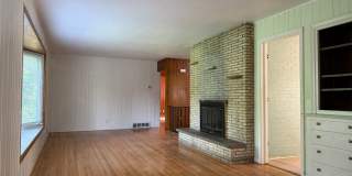 4 Bedroom Home in Richfield Gallery 3