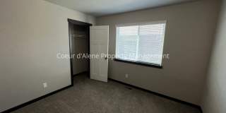 3 bed house behind Crown Pointe Park! Gallery 8