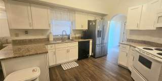 1011 TROPICAL Avenue NW Gallery 6
