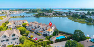 10 Waters Edge Gallery 1
