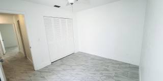 241 NW 15th Street Gallery 29