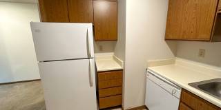 225 Hyland Gallery 20