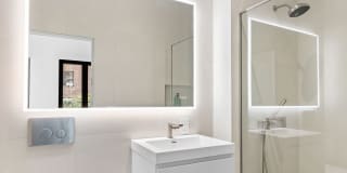 442 West 22nd Street Gallery 10