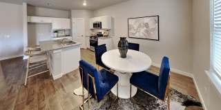 3 Bedroom 2 Bathroom 2 Car Garage Home in Oakdale School District Gallery 12