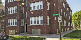 7135 S Blackstone Gallery 15